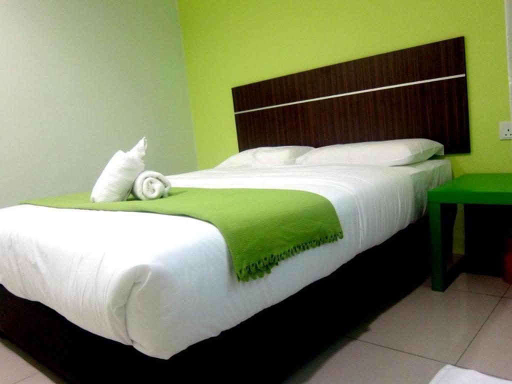 Eco Hotel Putra קאג'אנג מראה חיצוני תמונה