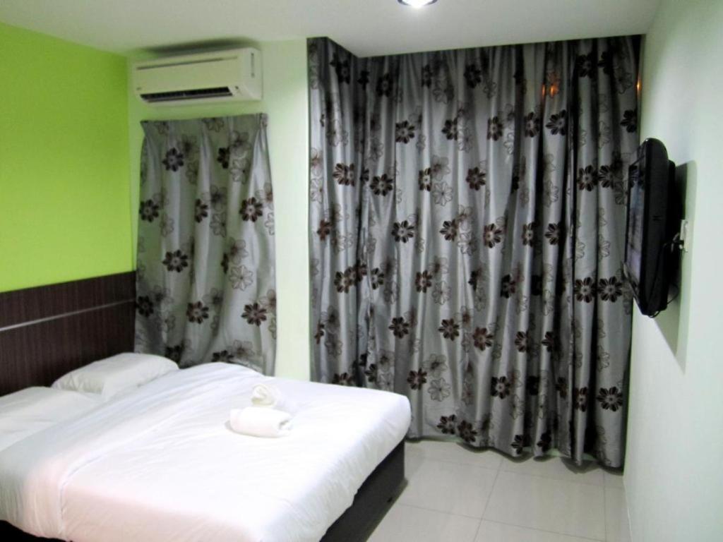 Eco Hotel Putra קאג'אנג מראה חיצוני תמונה
