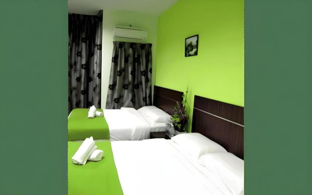 Eco Hotel Putra קאג'אנג מראה חיצוני תמונה