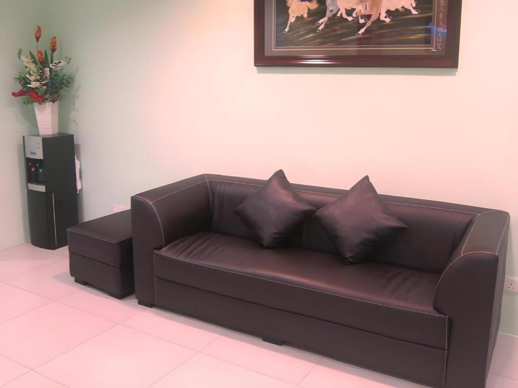 Eco Hotel Putra קאג'אנג מראה חיצוני תמונה