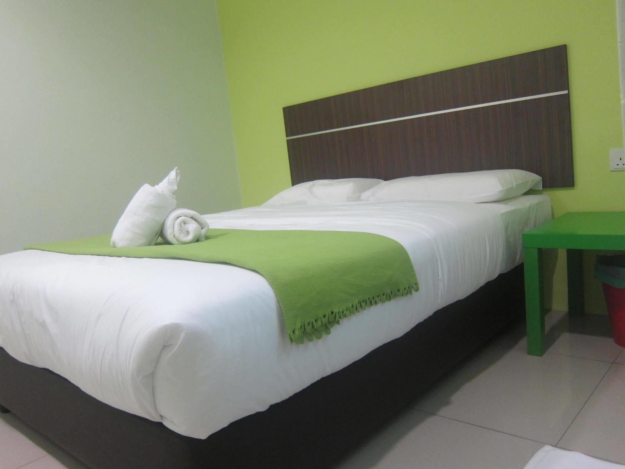Eco Hotel Putra קאג'אנג מראה חיצוני תמונה
